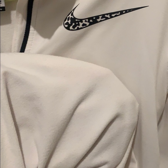 Nike 3/4 zip up - Picture 4 of 4